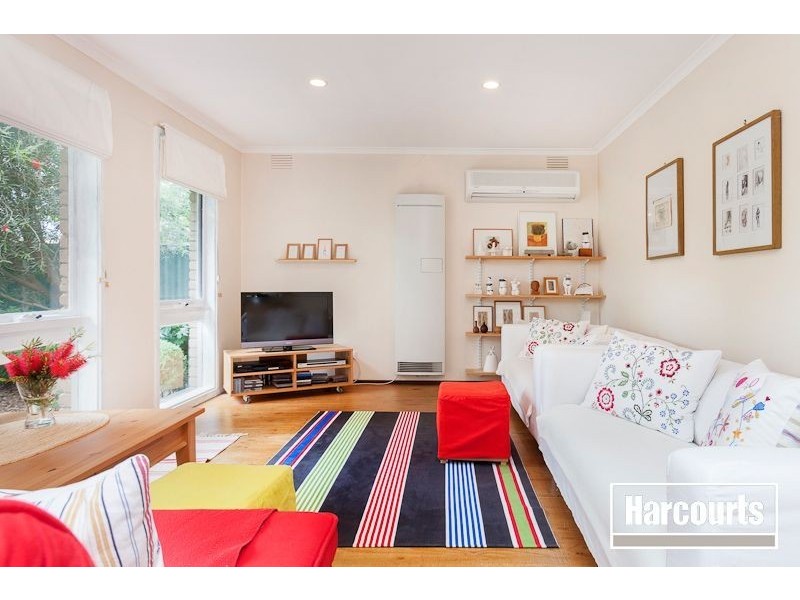 9 Ambleside Crescent, Berwick VIC 3806