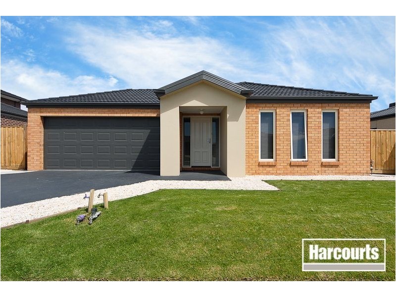 106 Brookwater Parade, Lyndhurst VIC 3975