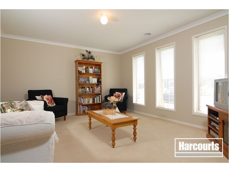 106 Brookwater Parade, Lyndhurst VIC 3975