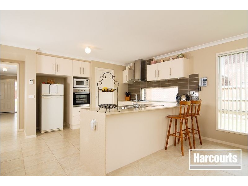 106 Brookwater Parade, Lyndhurst VIC 3975