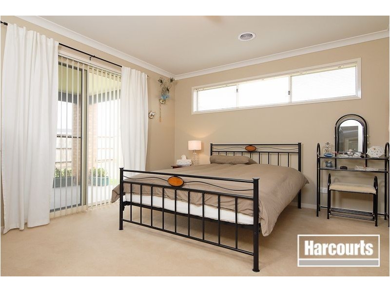 106 Brookwater Parade, Lyndhurst VIC 3975