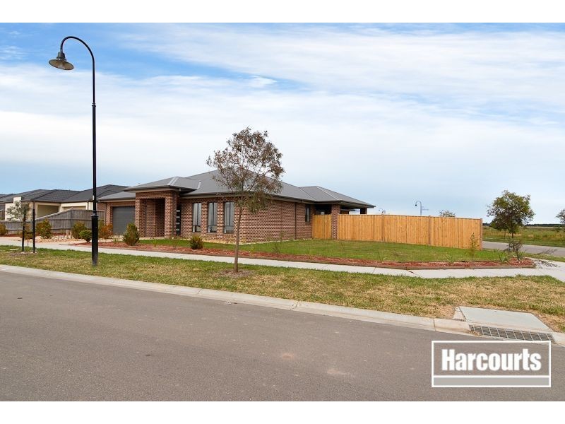 1126 Brockman street, Cranbourne East VIC 3977