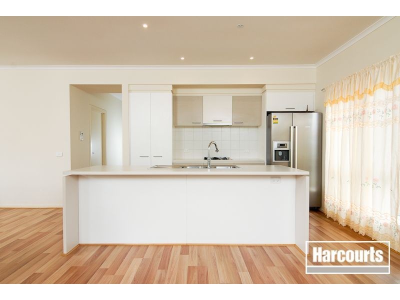 17 Black Wattle Way, Cranbourne VIC 3977