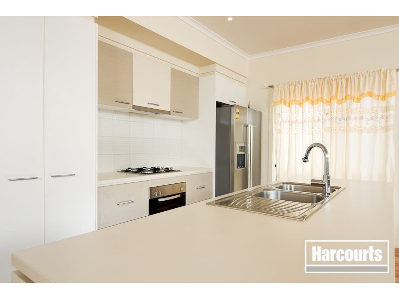 17 Black Wattle Way, Cranbourne VIC 3977