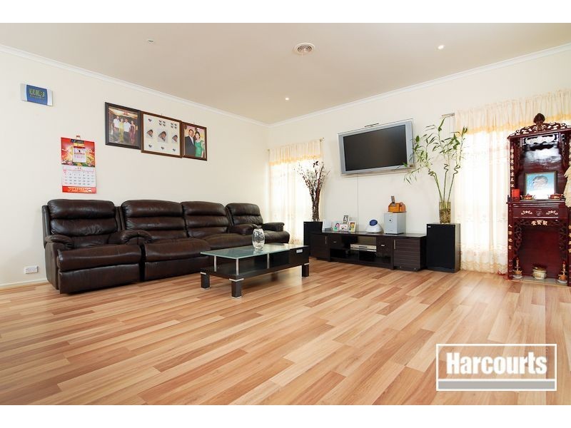 17 Black Wattle Way, Cranbourne VIC 3977