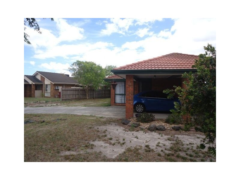 111 Courtenay Avenue, Cranbourne North VIC 3977