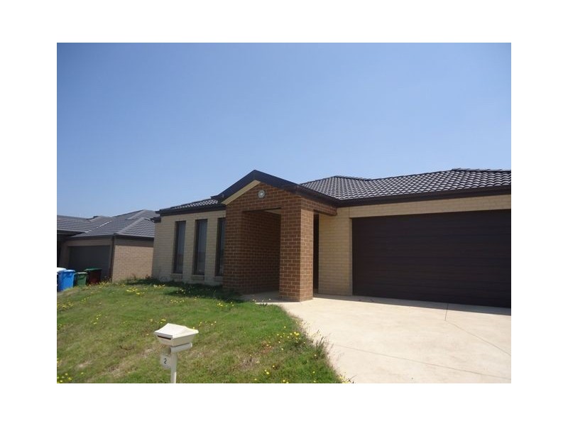 2 Fable Way, Cranbourne East VIC 3977