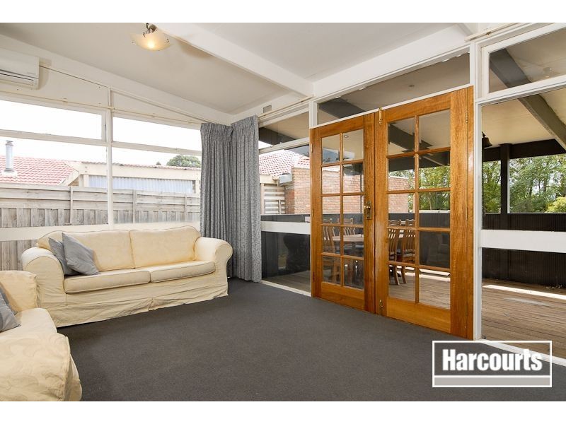 19 Holbourne Drive, Junction Village VIC 3977