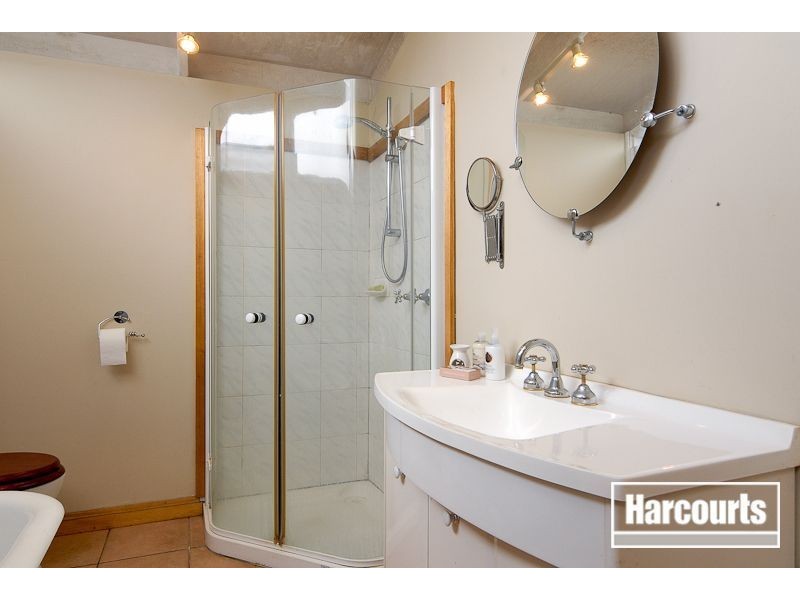 19 Holbourne Drive, Junction Village VIC 3977