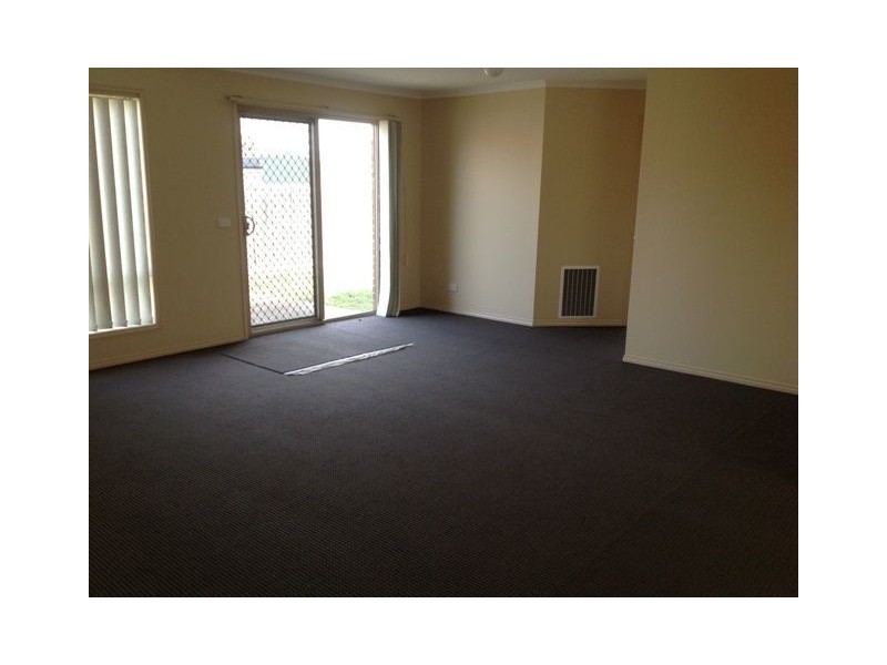 24 Genoa Way, Cranbourne VIC 3977