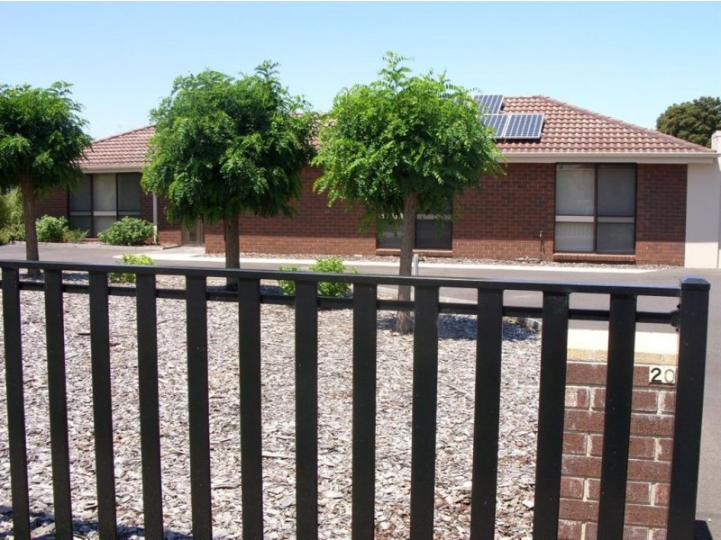 20a Huon Park Road, Cranbourne VIC 3977