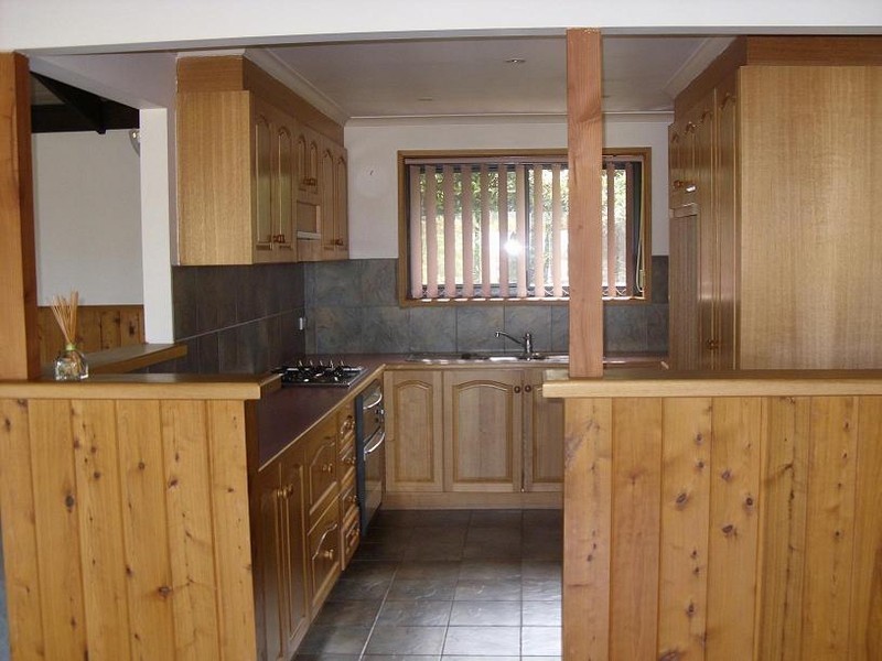 24 Innes Court, Berwick VIC 3806