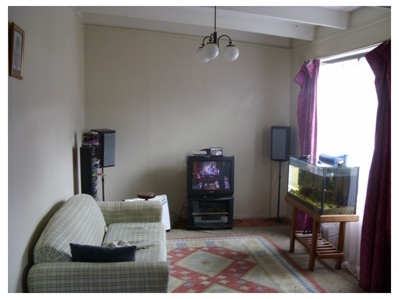 9 David Avenue, Cranbourne VIC 3977