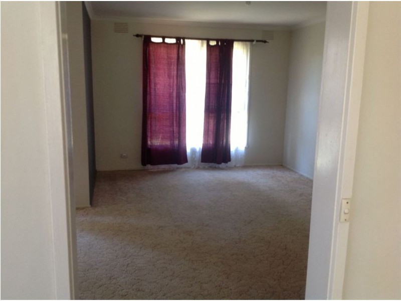 28 Cochrane Street, Cranbourne VIC 3977