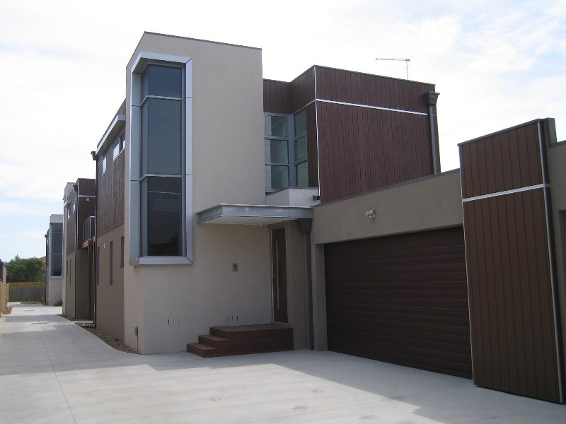 3/341 Dromana Pde, Safety Beach VIC 3936