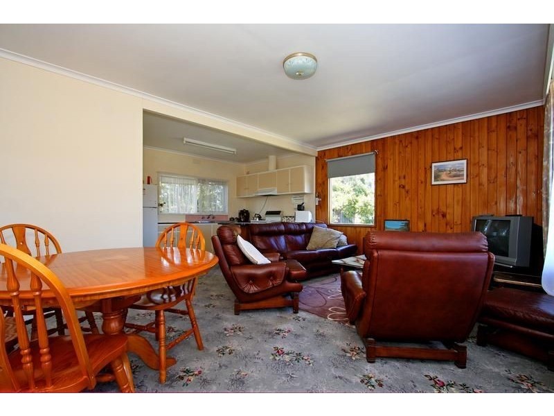 90 Watson Avenue, Dromana VIC 3936