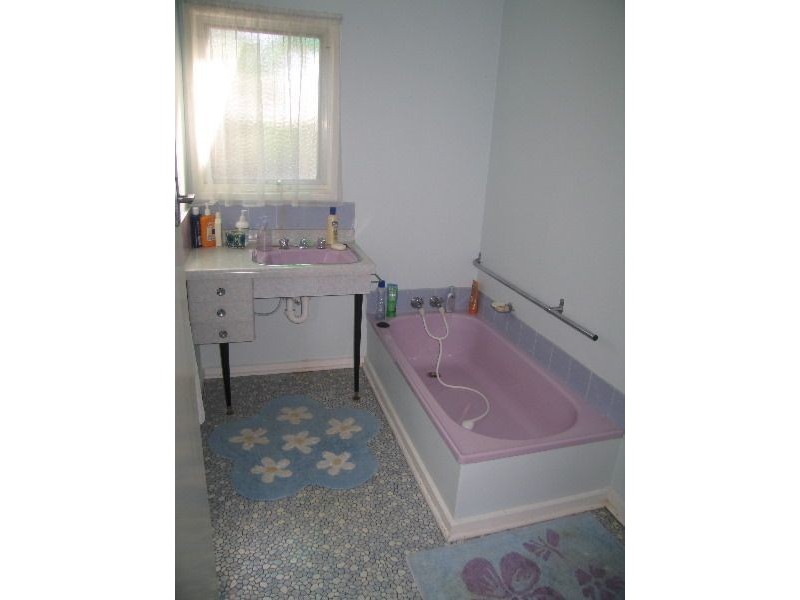 90 Watson Avenue, Dromana VIC 3936