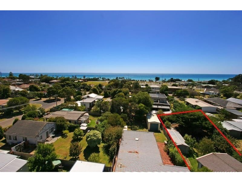 90 Watson Avenue, Dromana VIC 3936