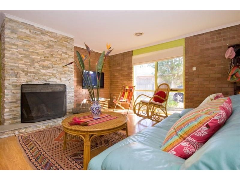 16 Parwan Crescent, Mornington VIC 3931