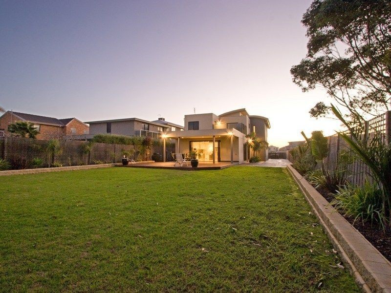 278 Dromana Parade, Safety Beach VIC 3936