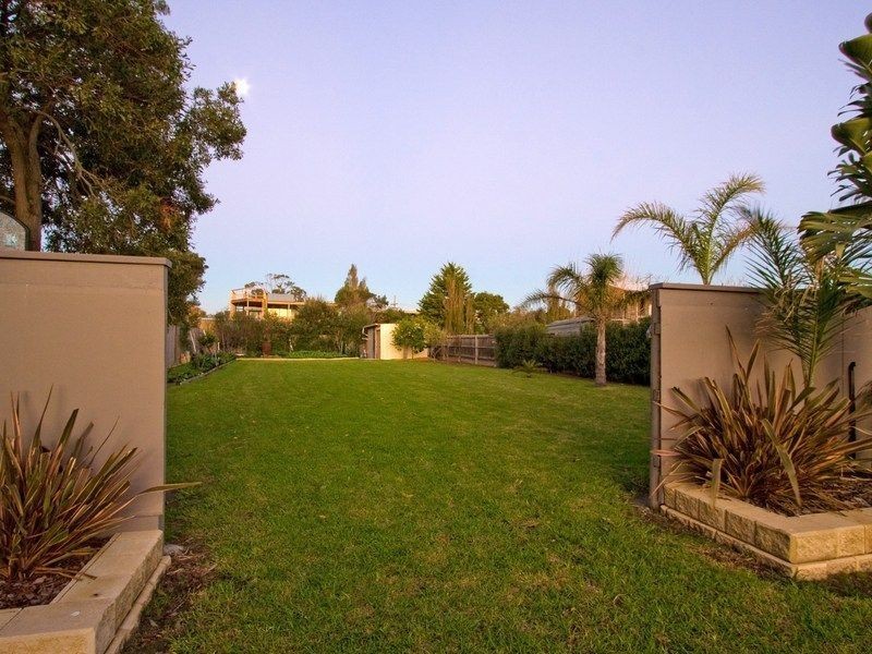 278 Dromana Parade, Safety Beach VIC 3936