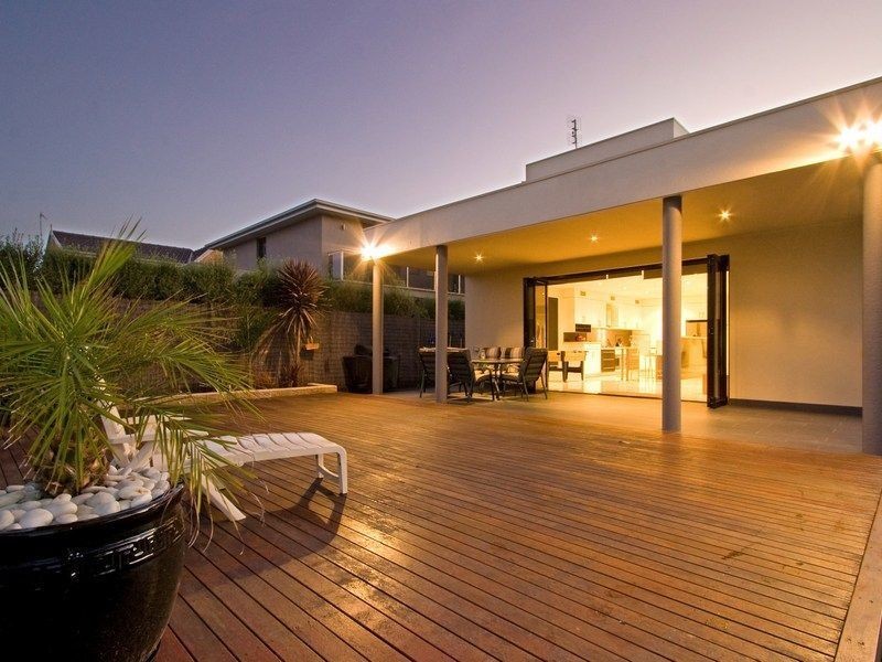 278 Dromana Parade, Safety Beach VIC 3936