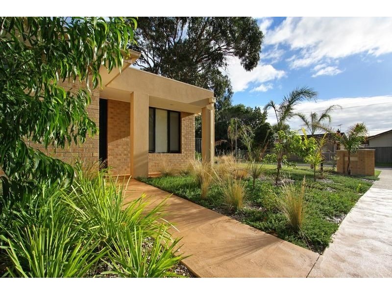 1/8 Williams St, Dromana VIC 3936