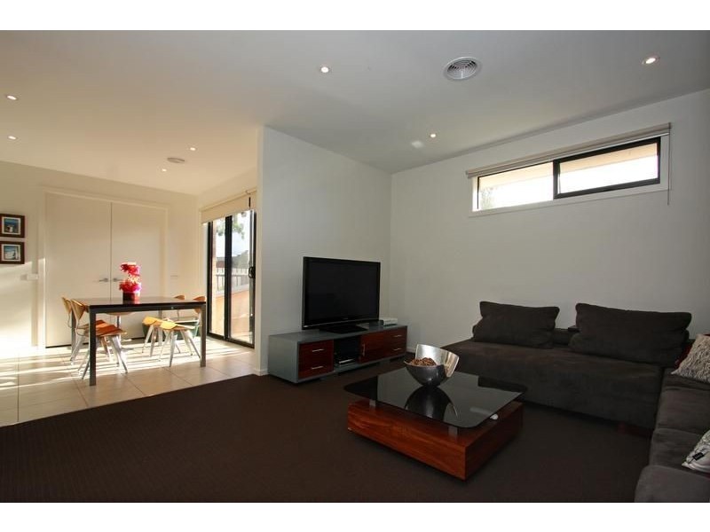 1/8 Williams St, Dromana VIC 3936