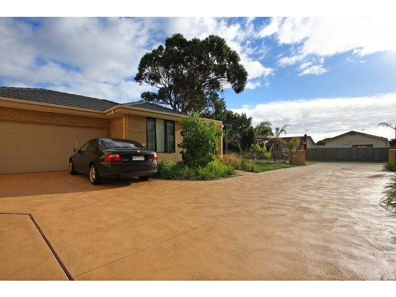 1/8 Williams St, Dromana VIC 3936