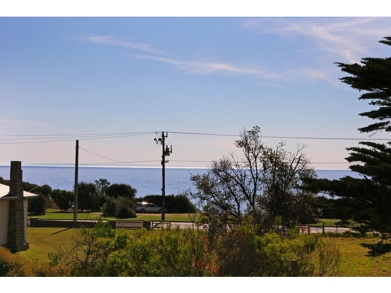 15b Dromana Parade, Safety Beach VIC 3936