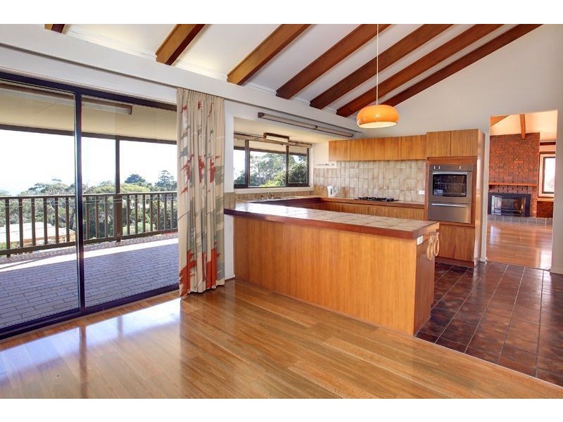 6 Bayview Road, Mccrae VIC 3938