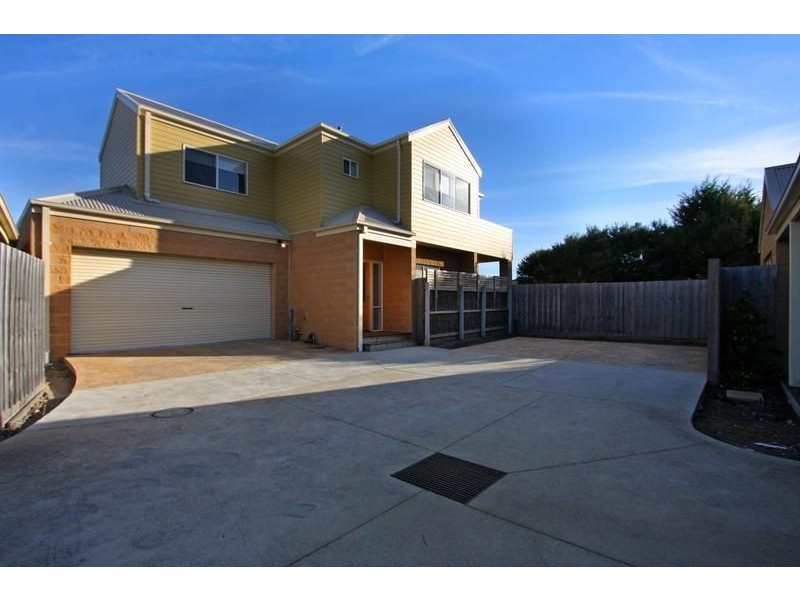 8/315 Dromana Parade, Safety Beach VIC 3936