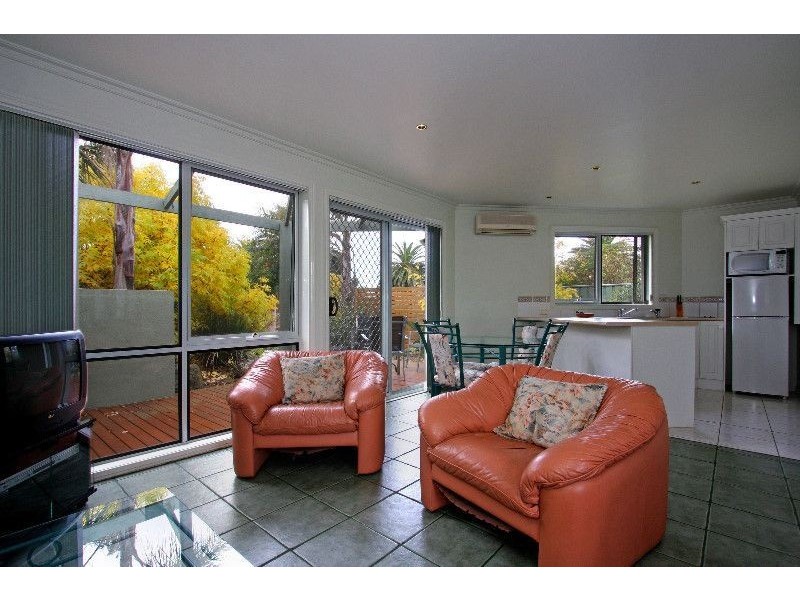 18/10D Country Club Drive, Safety Beach VIC 3936