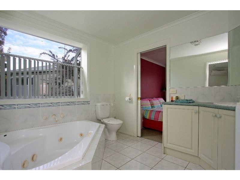 12/10D Country Club Drive, Safety Beach VIC 3936