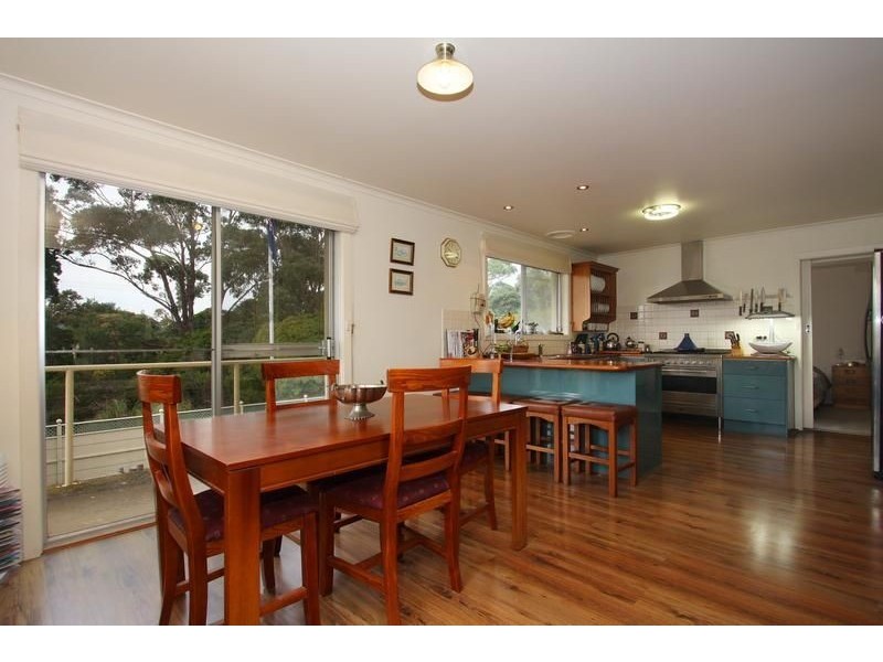 2 The Avenue, Mccrae VIC 3938