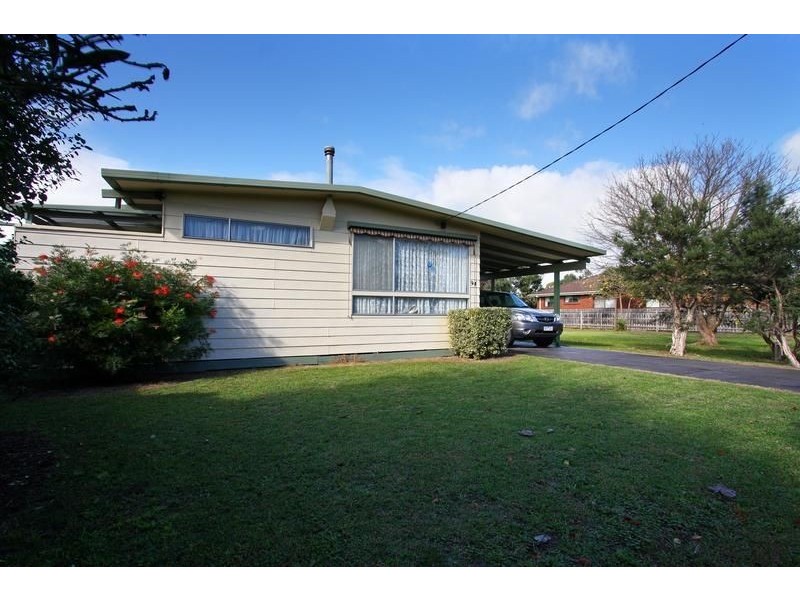 94 Dromana Pde, Safety Beach VIC 3936