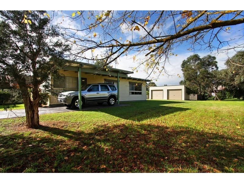 94 Dromana Pde, Safety Beach VIC 3936
