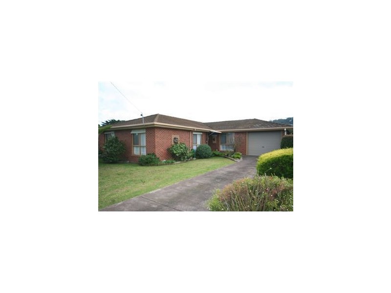 11 Knott Street, Safety Beach VIC 3936