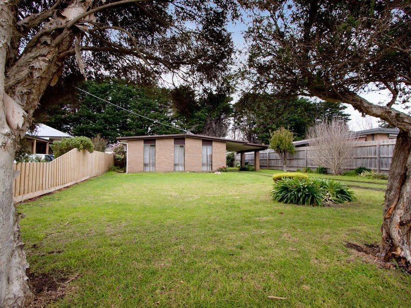 17 Corey Avenue, Dromana VIC 3936