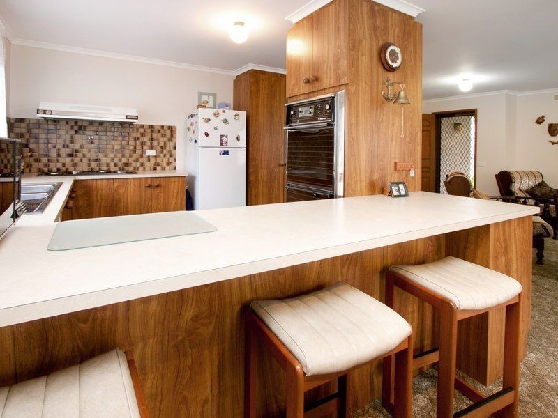 17 Corey Avenue, Dromana VIC 3936