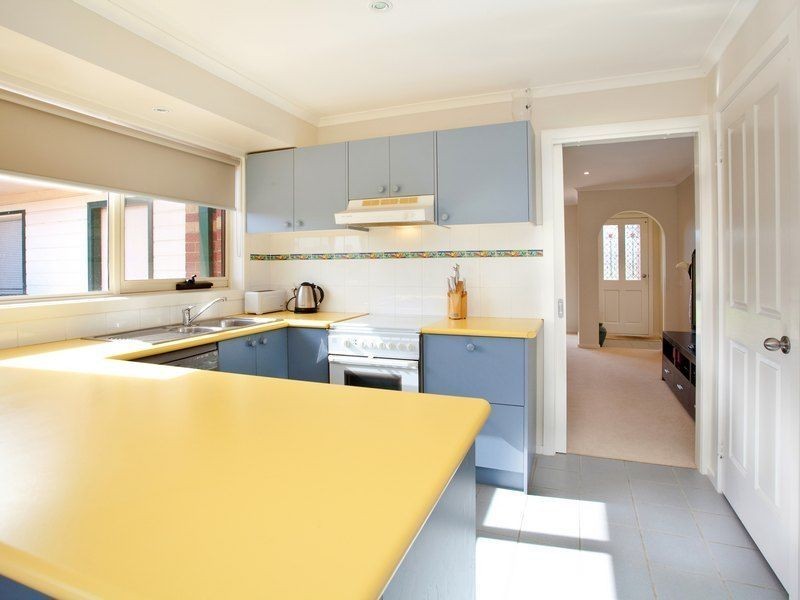 2 Fairway Lane, Safety Beach VIC 3936