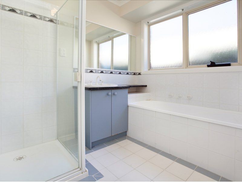 2 Fairway Lane, Safety Beach VIC 3936