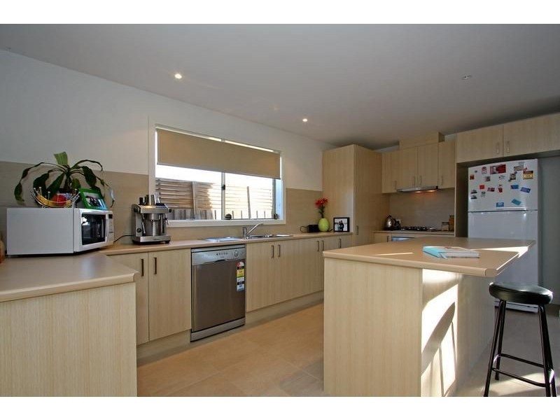 8/315 Dromana Parade, Safety Beach VIC 3936