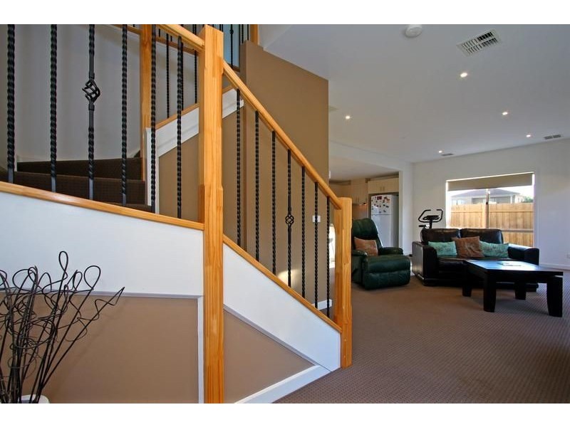 8/315 Dromana Parade, Safety Beach VIC 3936