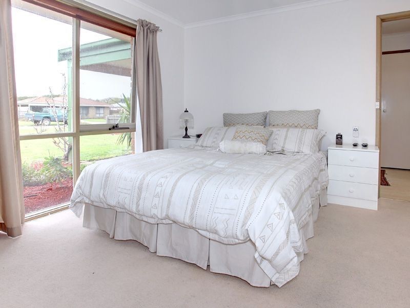 90 Country Club Drive, Safety Beach VIC 3936