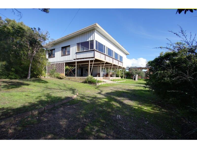 1 Russell, Mccrae VIC 3938