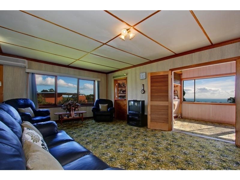 1 Russell, Mccrae VIC 3938