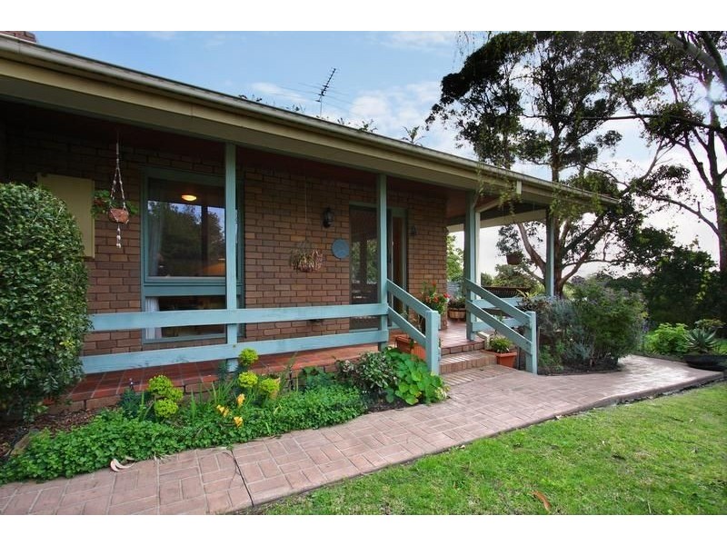 10 Morris Road, Mccrae VIC 3938