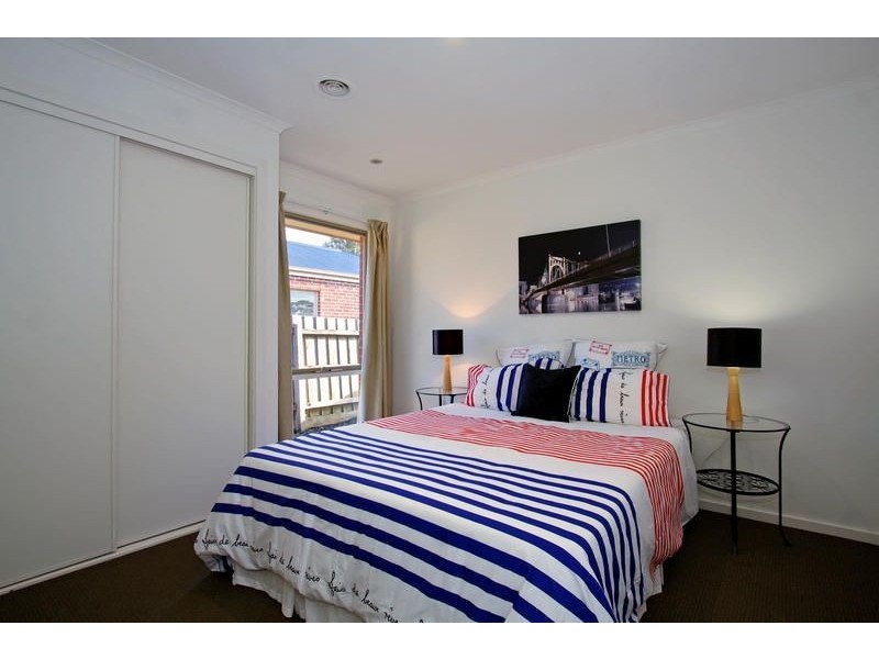 4 Lake View lane, Safety Beach VIC 3936