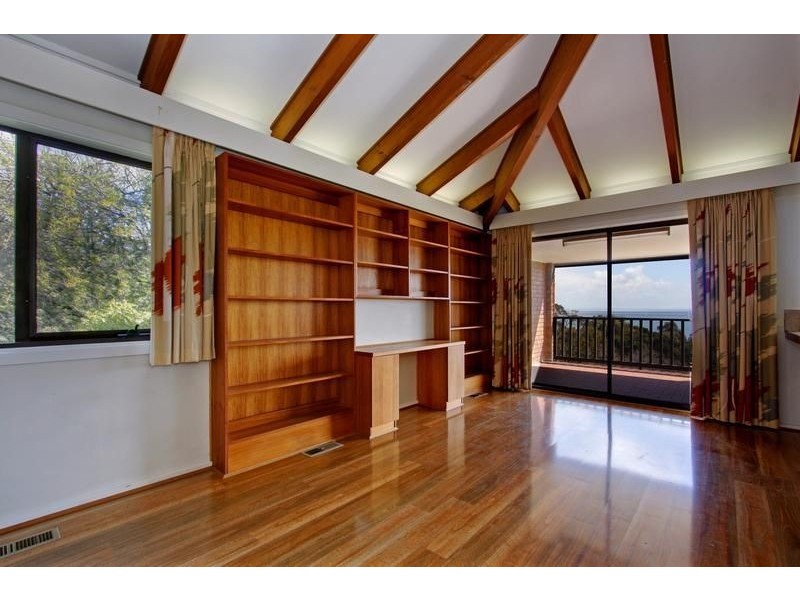 6 Bayview Road, Mccrae VIC 3938